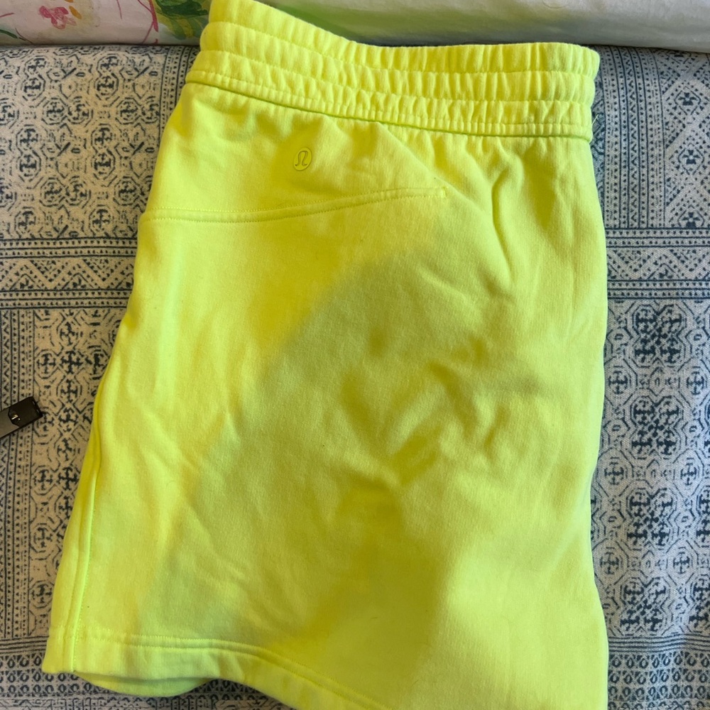 Lulu scuba shorts